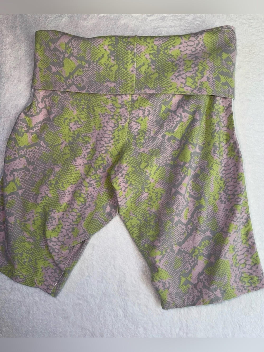 Adidas Originals Snake Print Bike Shorts Small - Picture 6 of 12